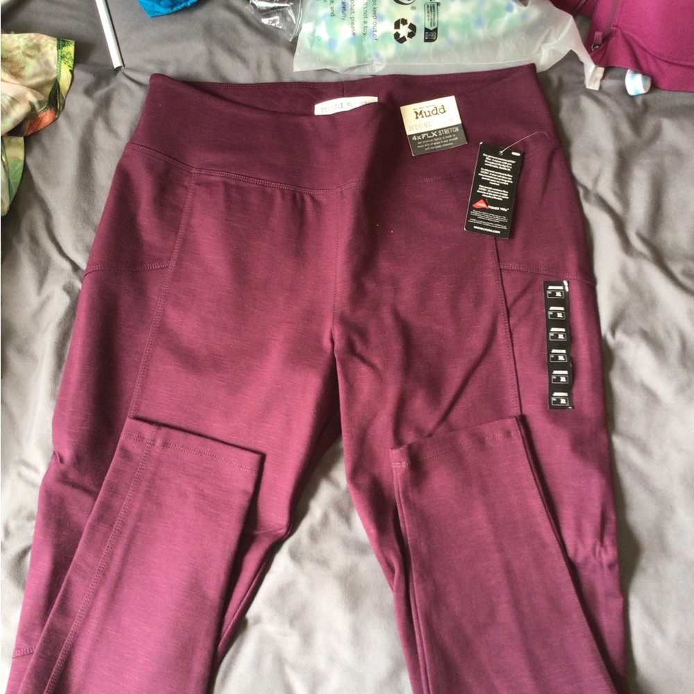 MUDD High-Rise Jegging in Plum Wine